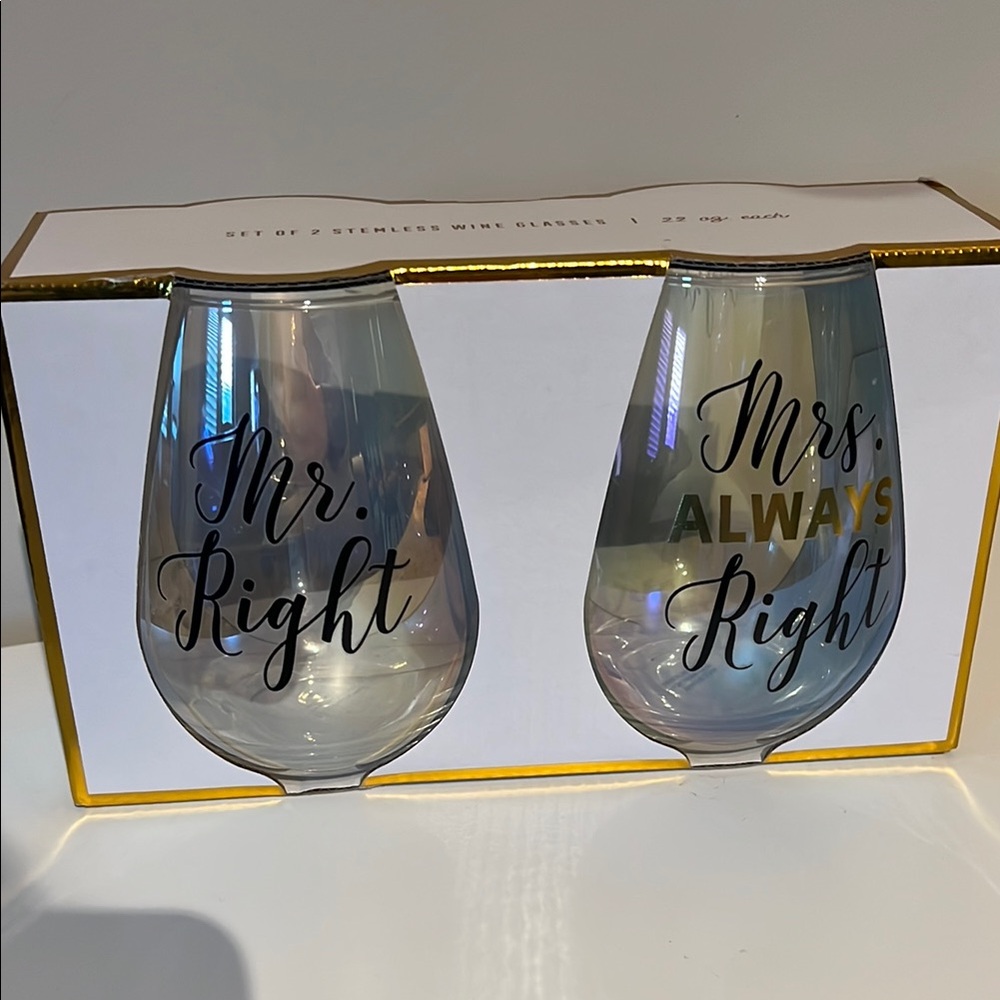 Mr. Right and Mrs. Always Right Wine Glass Set